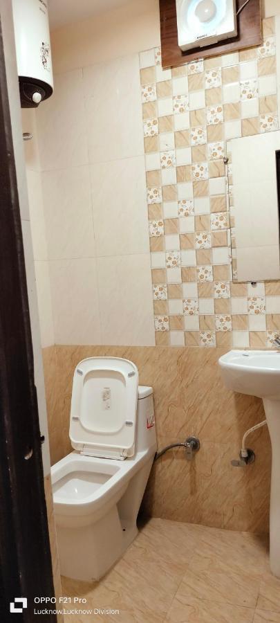 Hotel Kbs Lucknow Luaran gambar