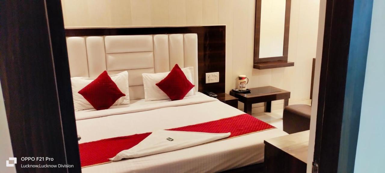 Hotel Kbs Lucknow Luaran gambar